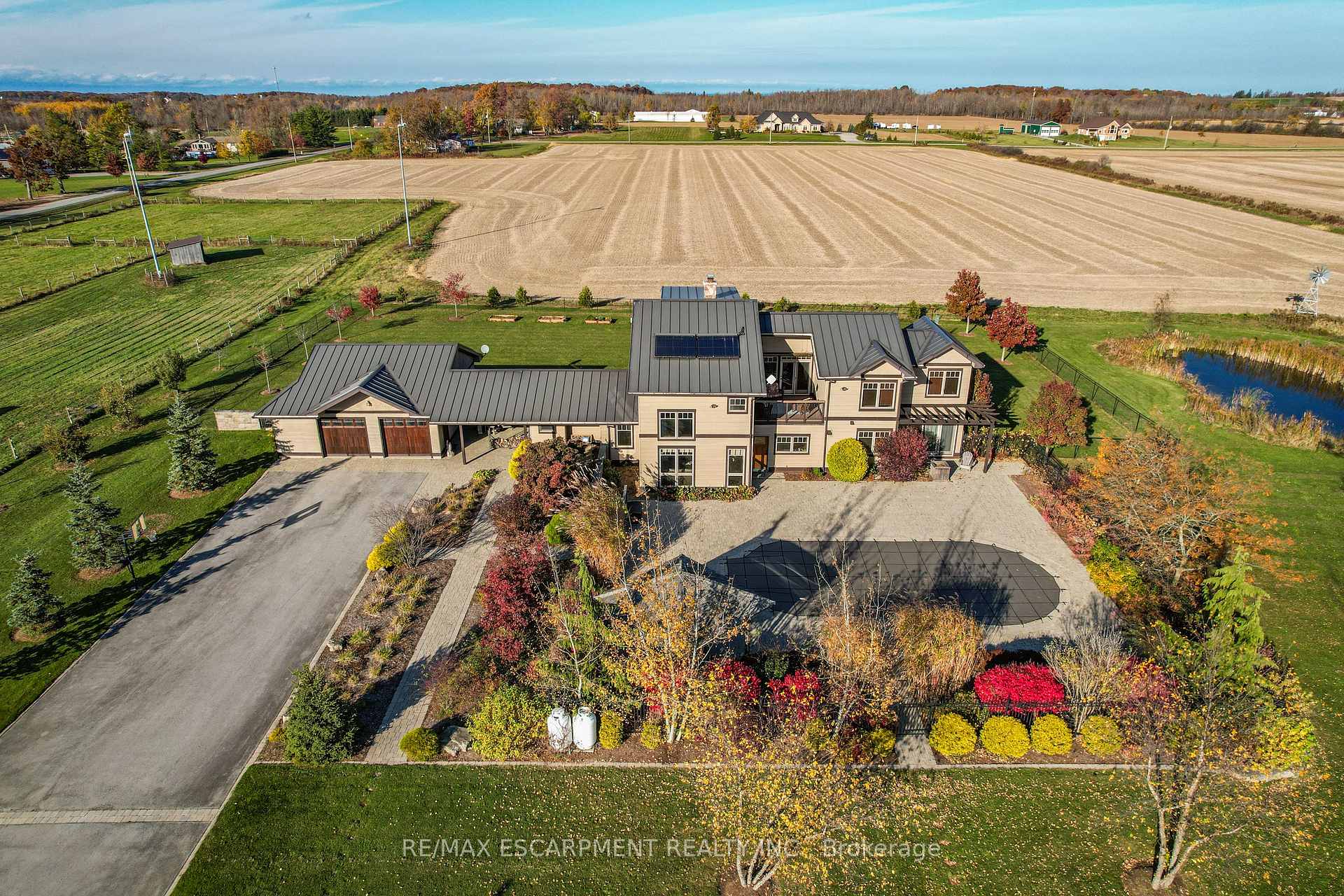Photo 1 of 331 Russ Road, Grimsby, Grimsby Escarpment — HOMEH