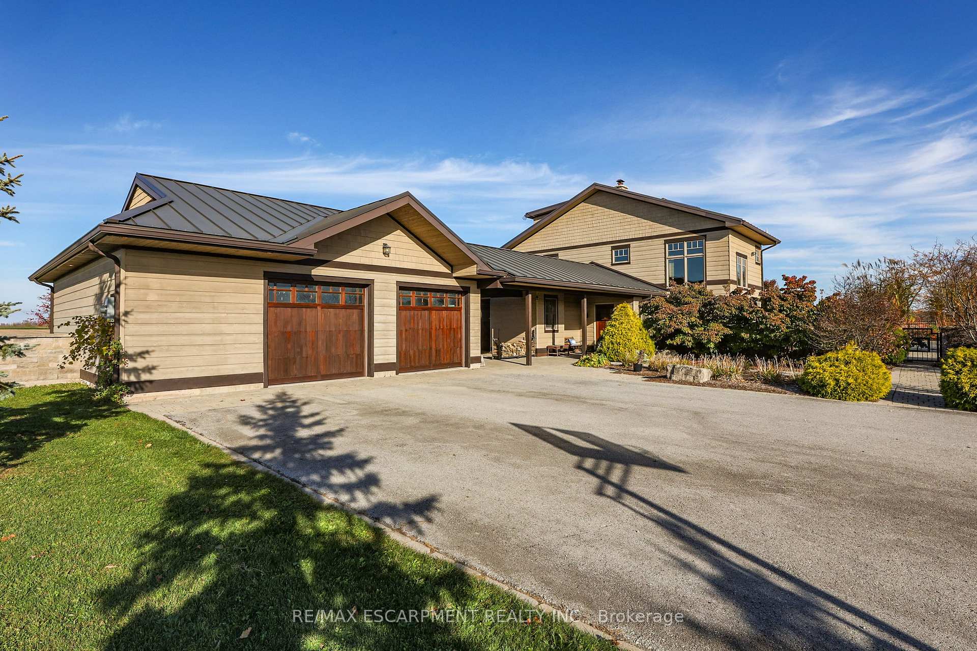 Photo 7 of 331 Russ Road, Grimsby, Grimsby Escarpment — HOMEH