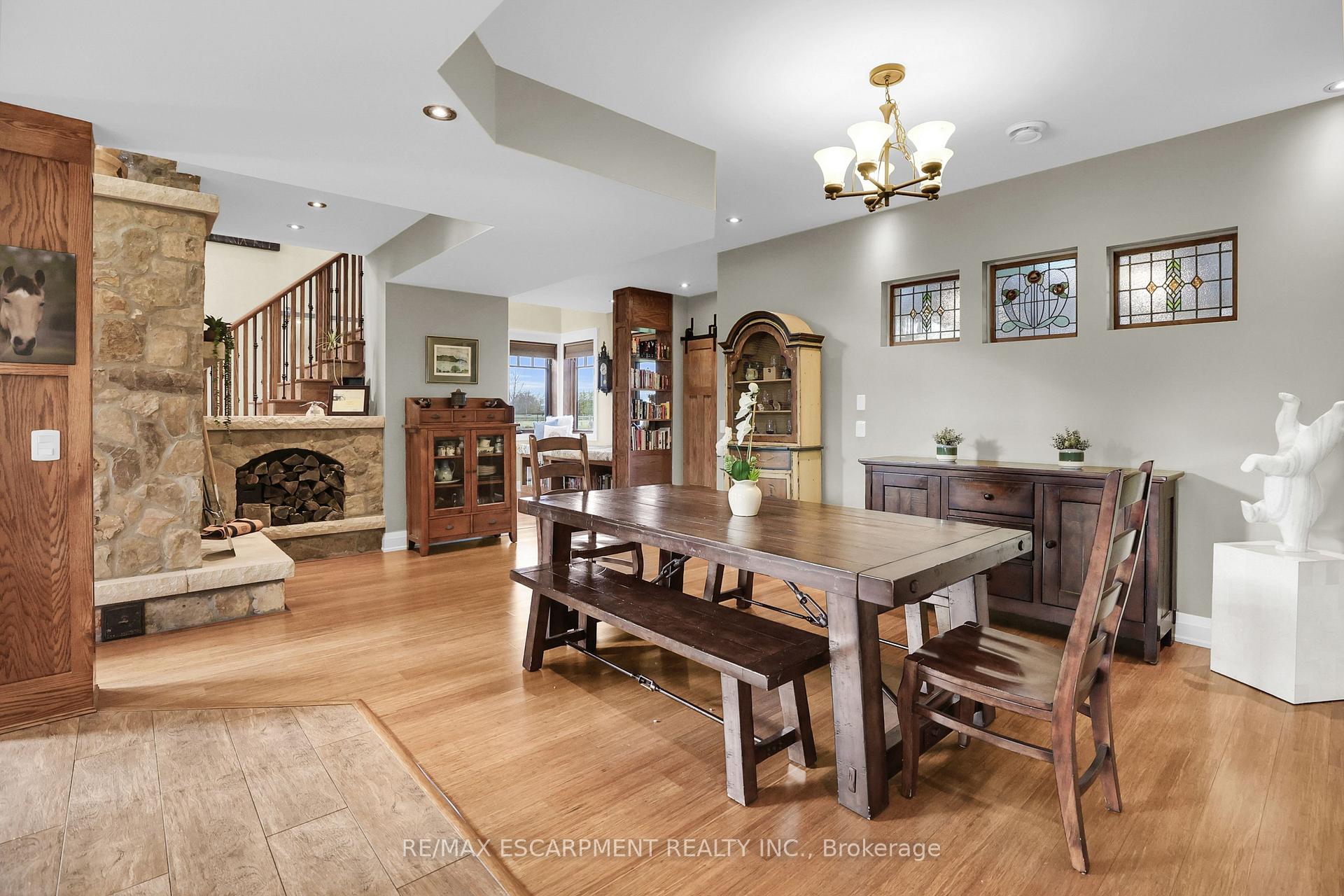 Photo 16 of 331 Russ Road, Grimsby, Grimsby Escarpment — HOMEH