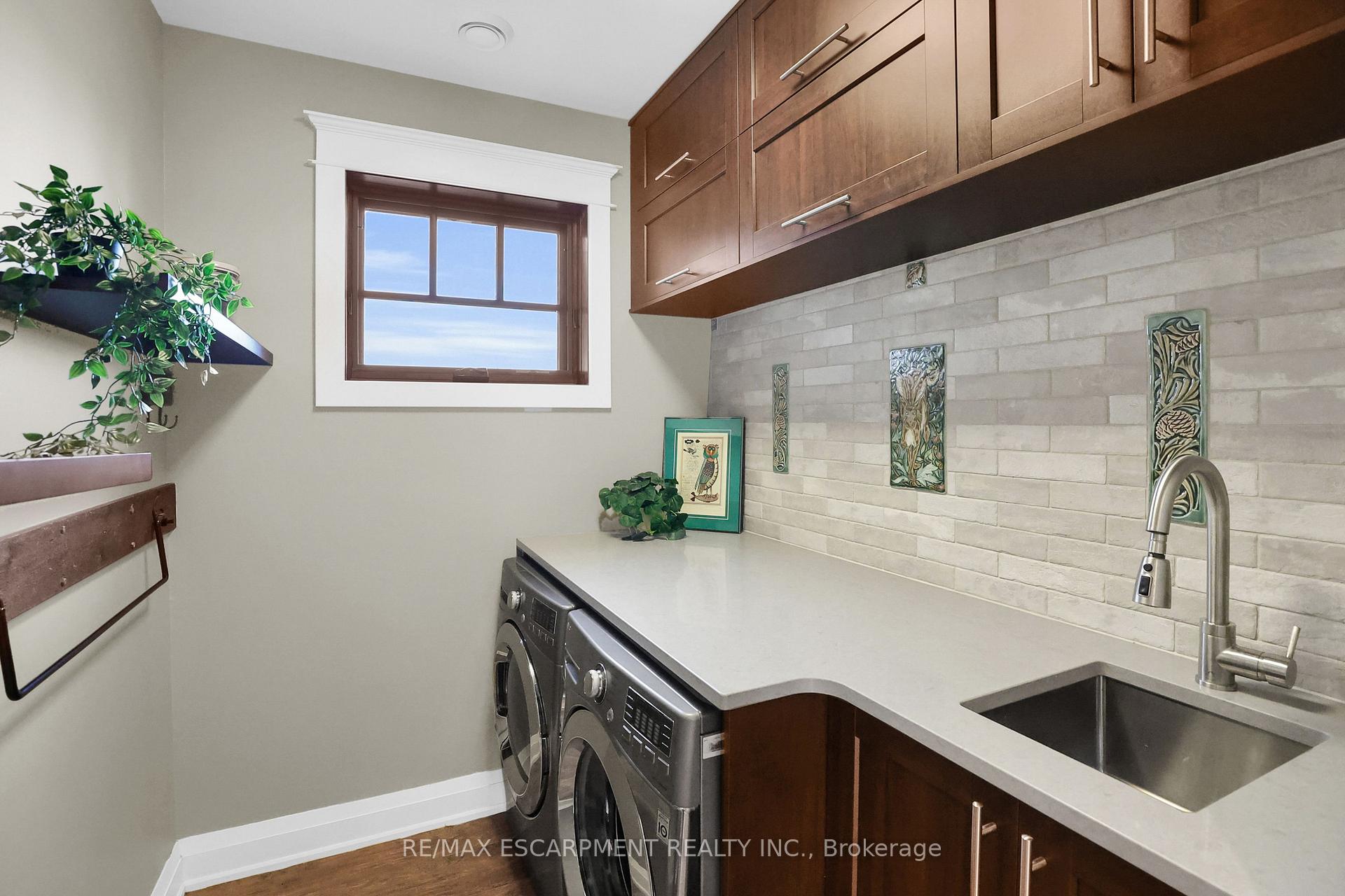 Photo 25 of 331 Russ Road, Grimsby, Grimsby Escarpment — HOMEH
