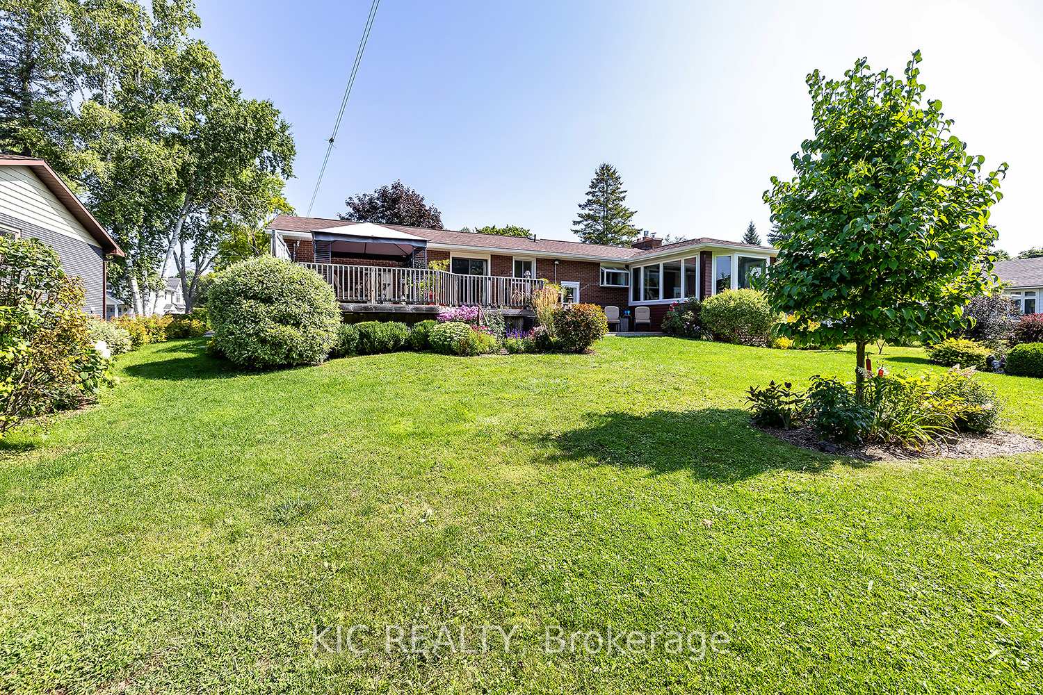 Photo 79 of 93 Bond Street W, Kawartha Lakes, Fenelon Falls — HOMEH