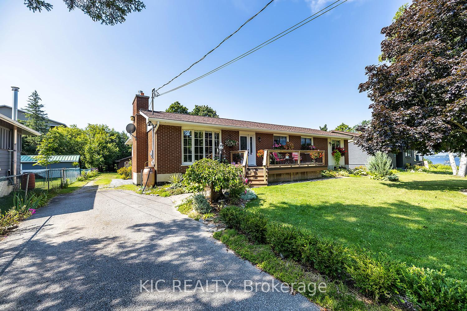 Photo 6 of 93 Bond Street W, Kawartha Lakes, Fenelon Falls — HOMEH