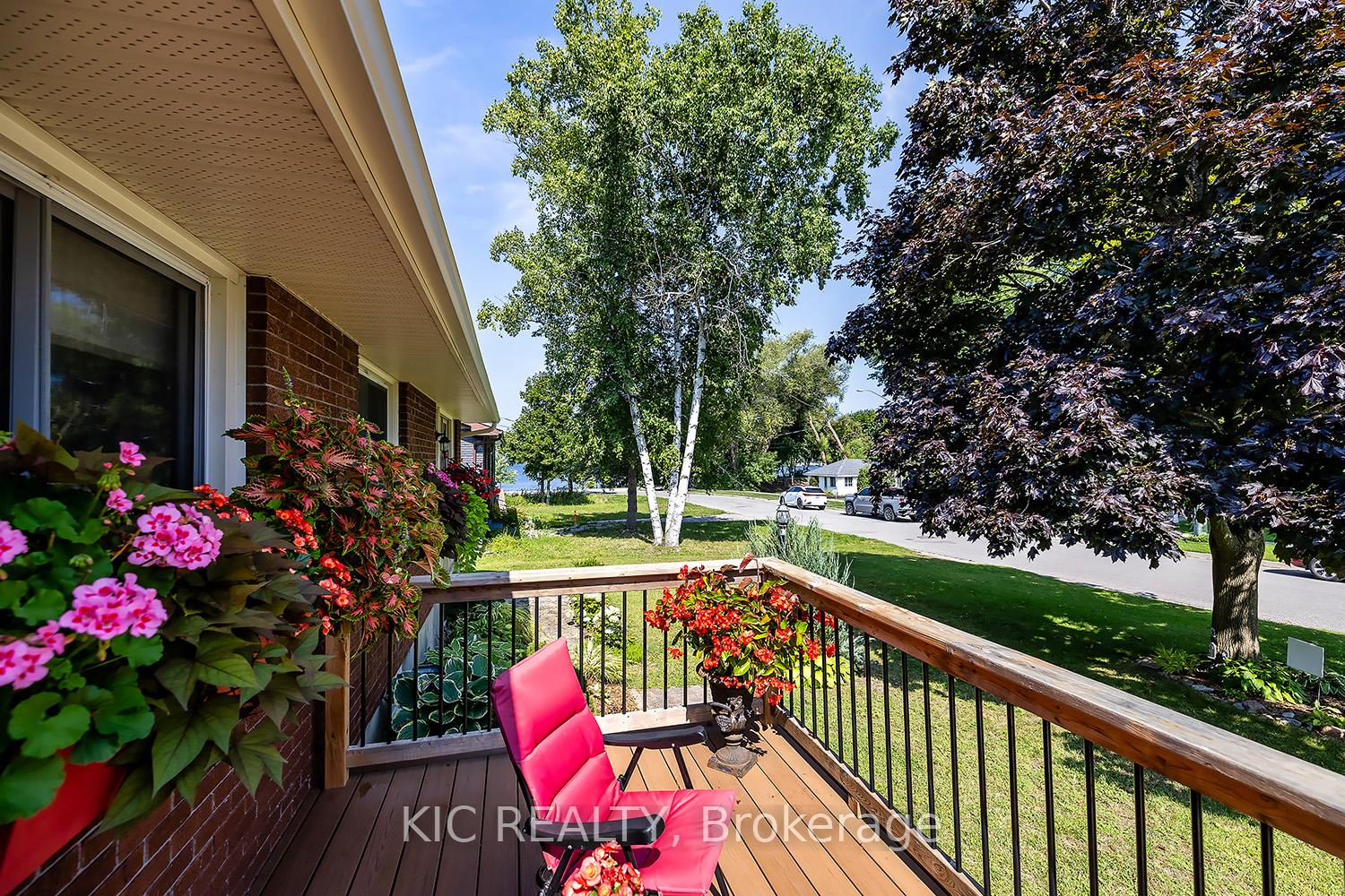 Photo 58 of 93 Bond Street W, Kawartha Lakes, Fenelon Falls — HOMEH
