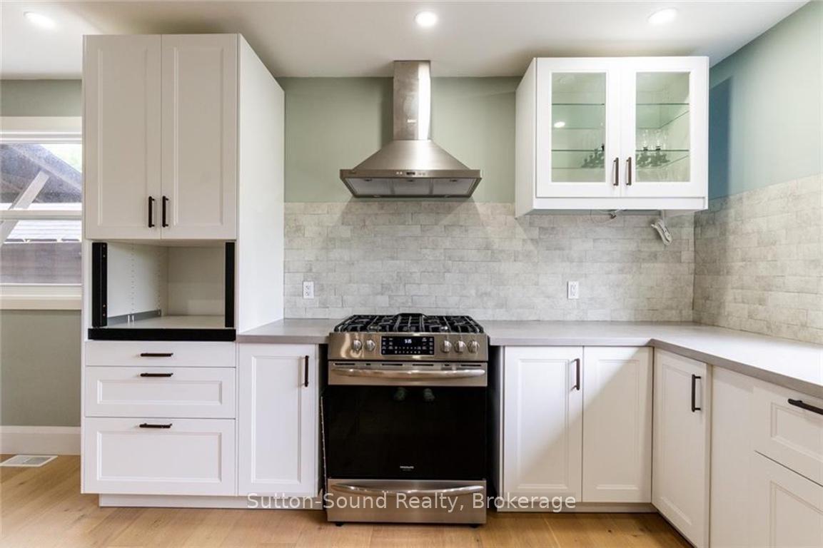 Photo 4 of 657 Brant Waterloo Road E, Brant, South Dumfries — HOMEH