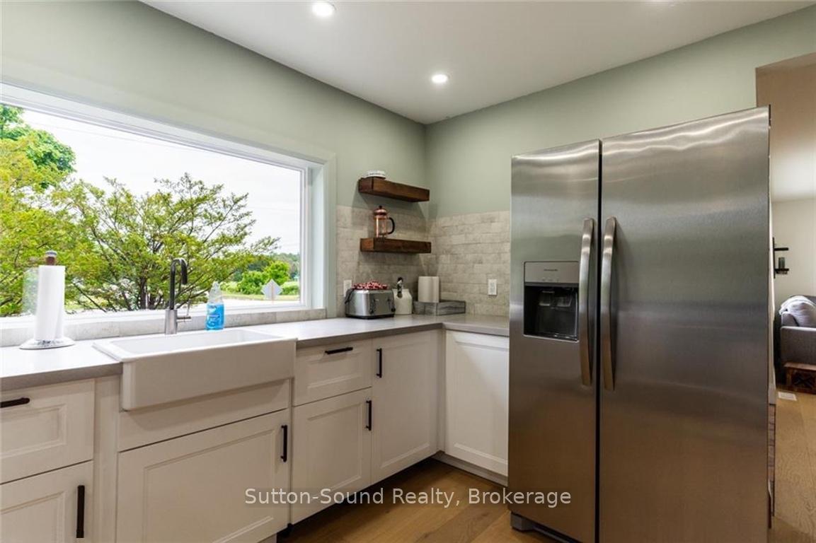 Photo 2 of 657 Brant Waterloo Road E, Brant, South Dumfries — HOMEH