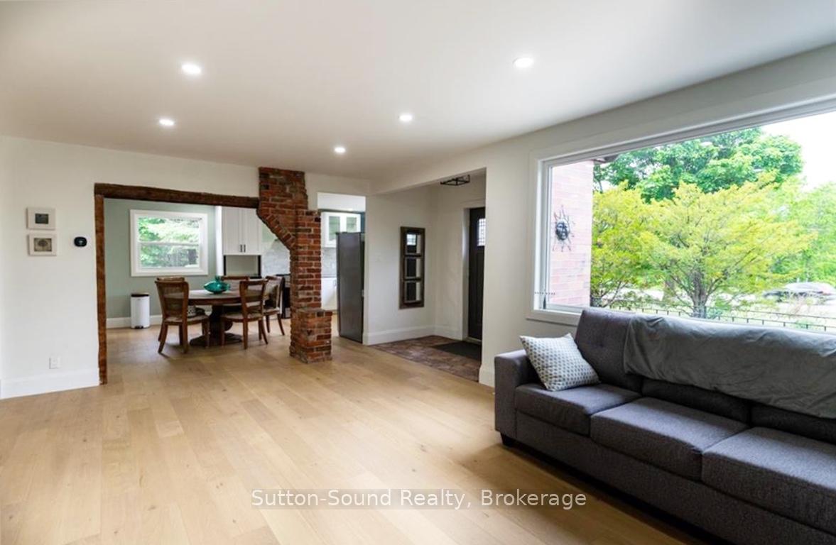 Photo 13 of 657 Brant Waterloo Road E, Brant, South Dumfries — HOMEH