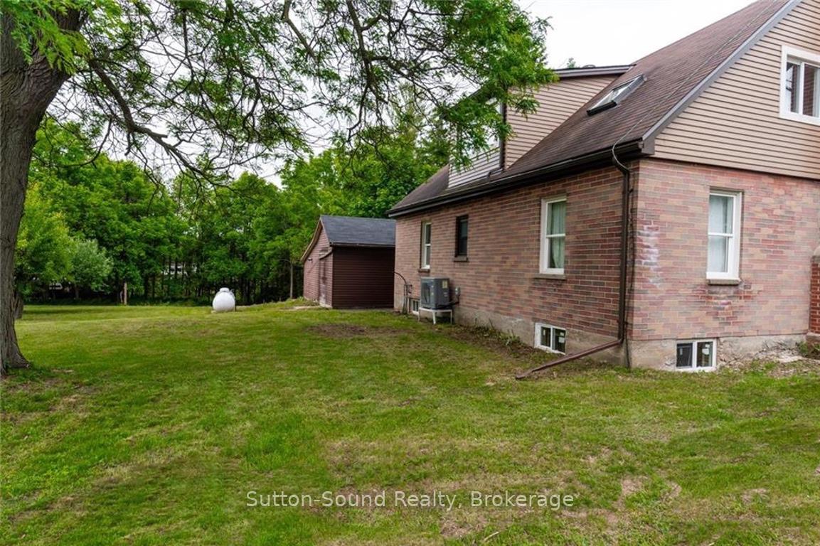 Photo 31 of 657 Brant Waterloo Road E, Brant, South Dumfries — HOMEH