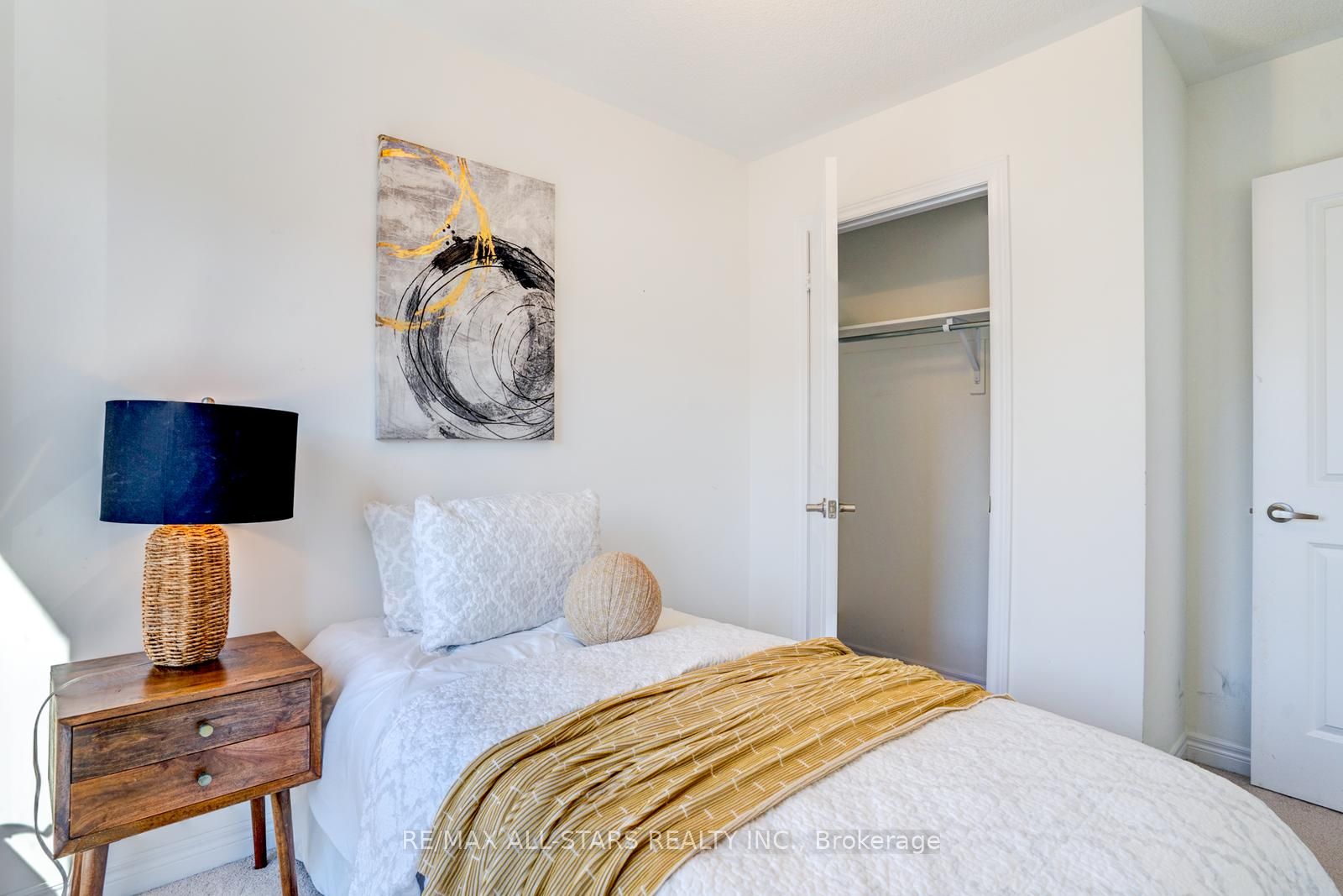 Photo 81 of 41 Steamboat Way, Whitby, Port Whitby — HOMEH