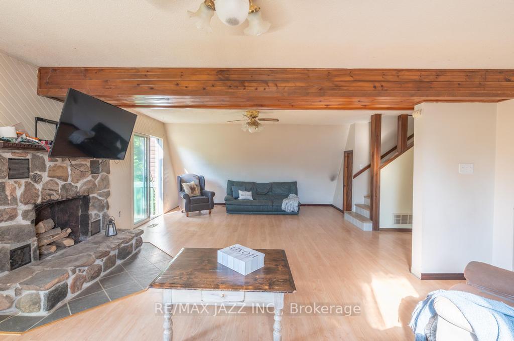 Photo 16 of 243 Cameron Road, Kawartha Lakes, Fenelon — HOMEH