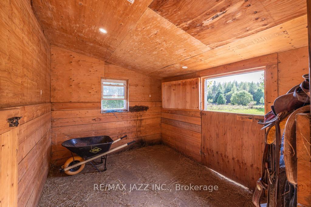 Photo 32 of 243 Cameron Road, Kawartha Lakes, Fenelon — HOMEH