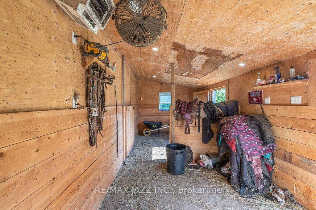 Photo 33 of 243 Cameron Road, Kawartha Lakes, Fenelon — HOMEH