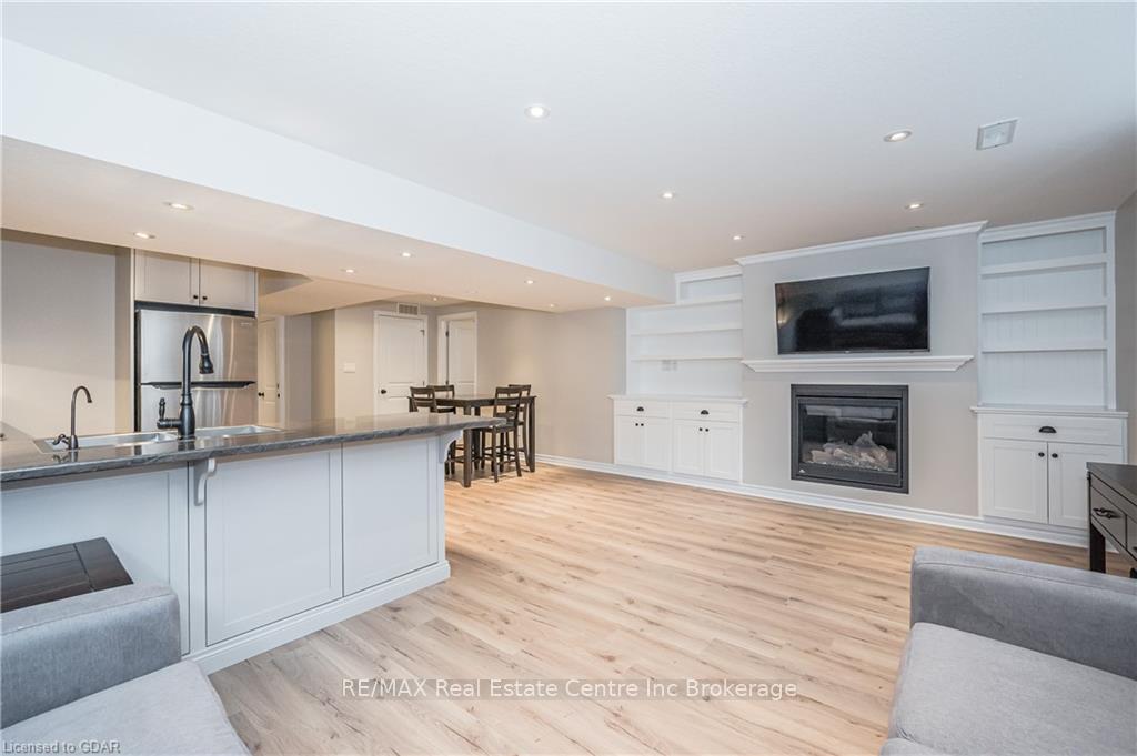 Photo 6 of 78 Amsterdam Crescent, Guelph, Pineridge/Westminster Woods — HOMEH