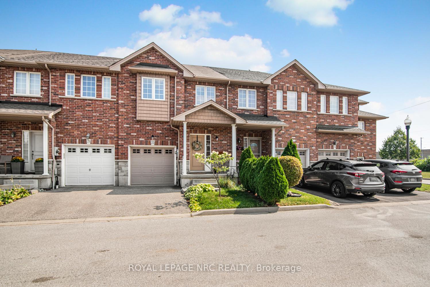 Front of Unit 22, 45 Seabreeze Crescent