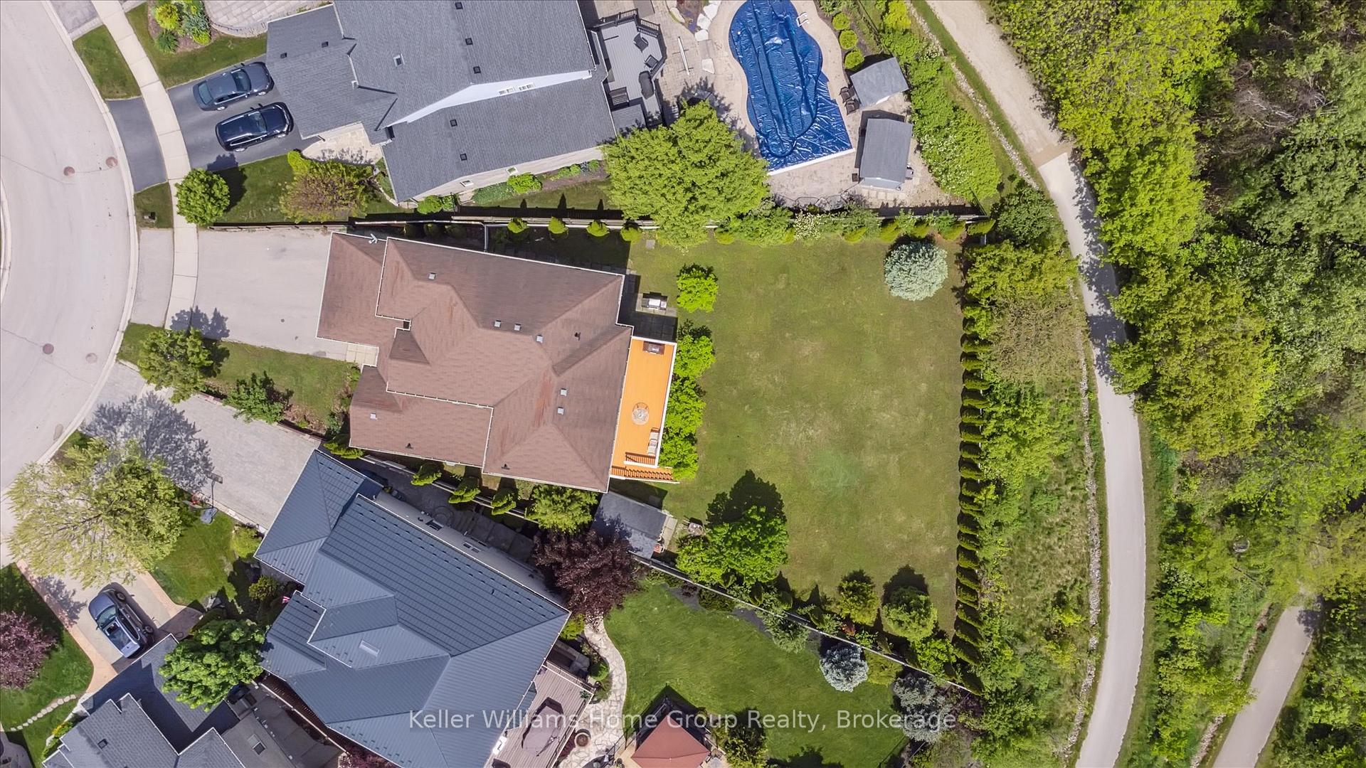 Photo 5 of 35 Creekside Drive, Guelph, Grange Road — HOMEH