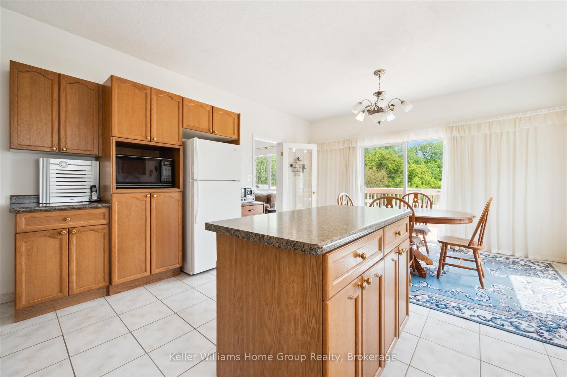 Photo 21 of 35 Creekside Drive, Guelph, Grange Road — HOMEH