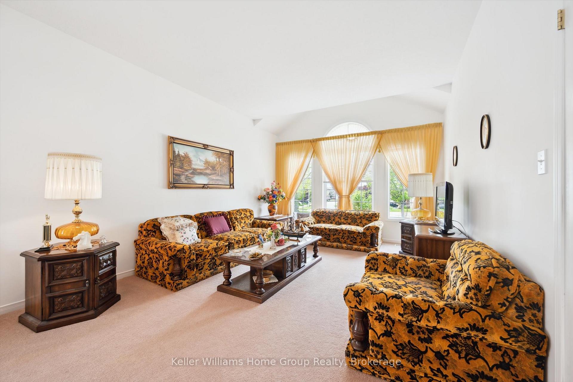 Photo 28 of 35 Creekside Drive, Guelph, Grange Road — HOMEH