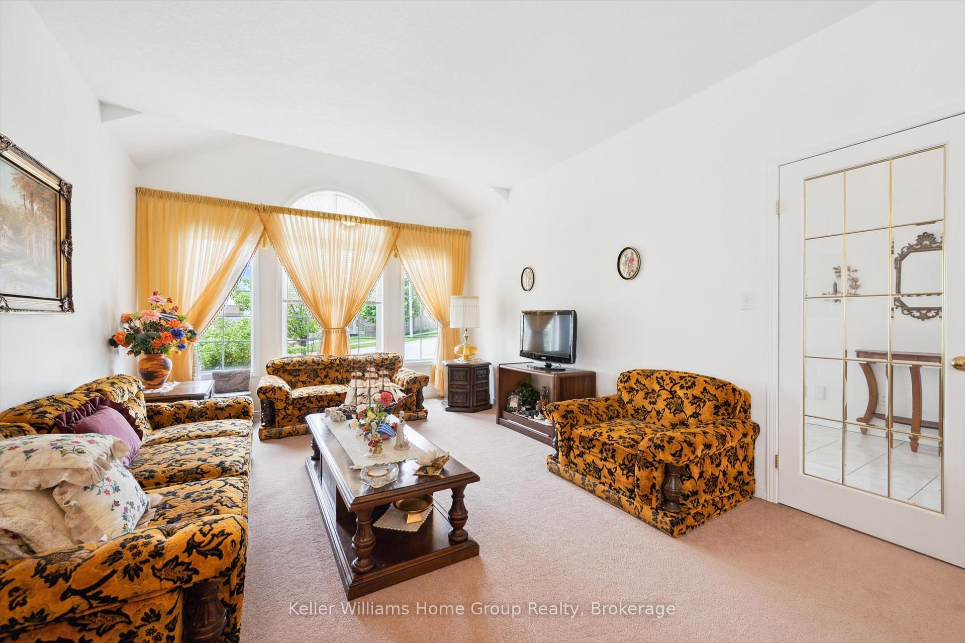 Photo 29 of 35 Creekside Drive, Guelph, Grange Road — HOMEH