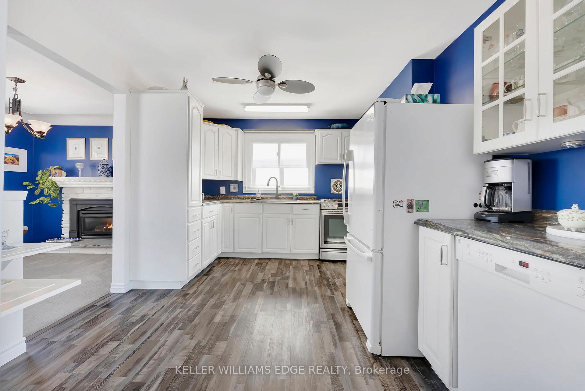 Photo 8 of 37 Woodsview Avenue, Grimsby, Grimsby Beach — HOMEH