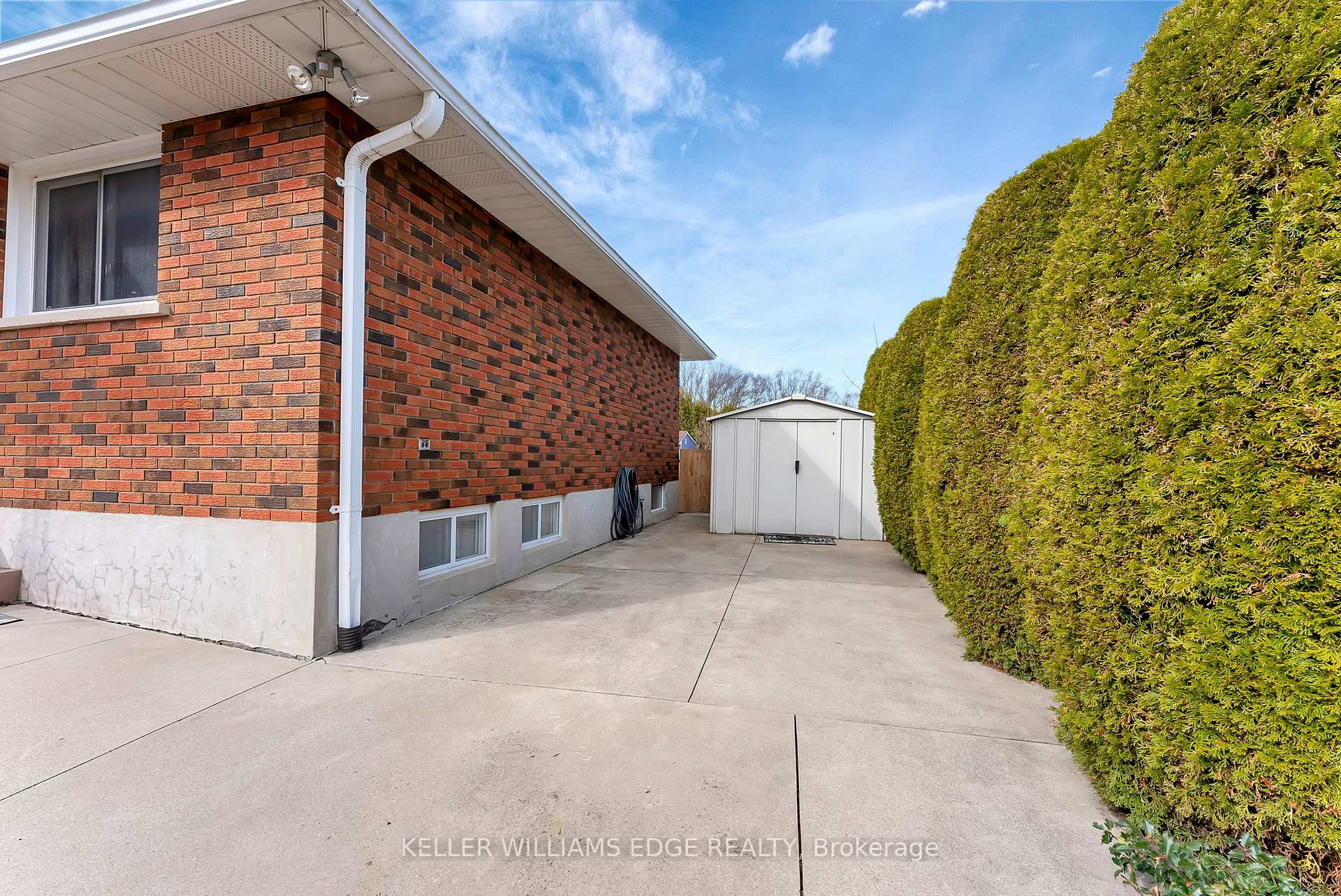 Photo 22 of 37 Woodsview Avenue, Grimsby, Grimsby Beach — HOMEH