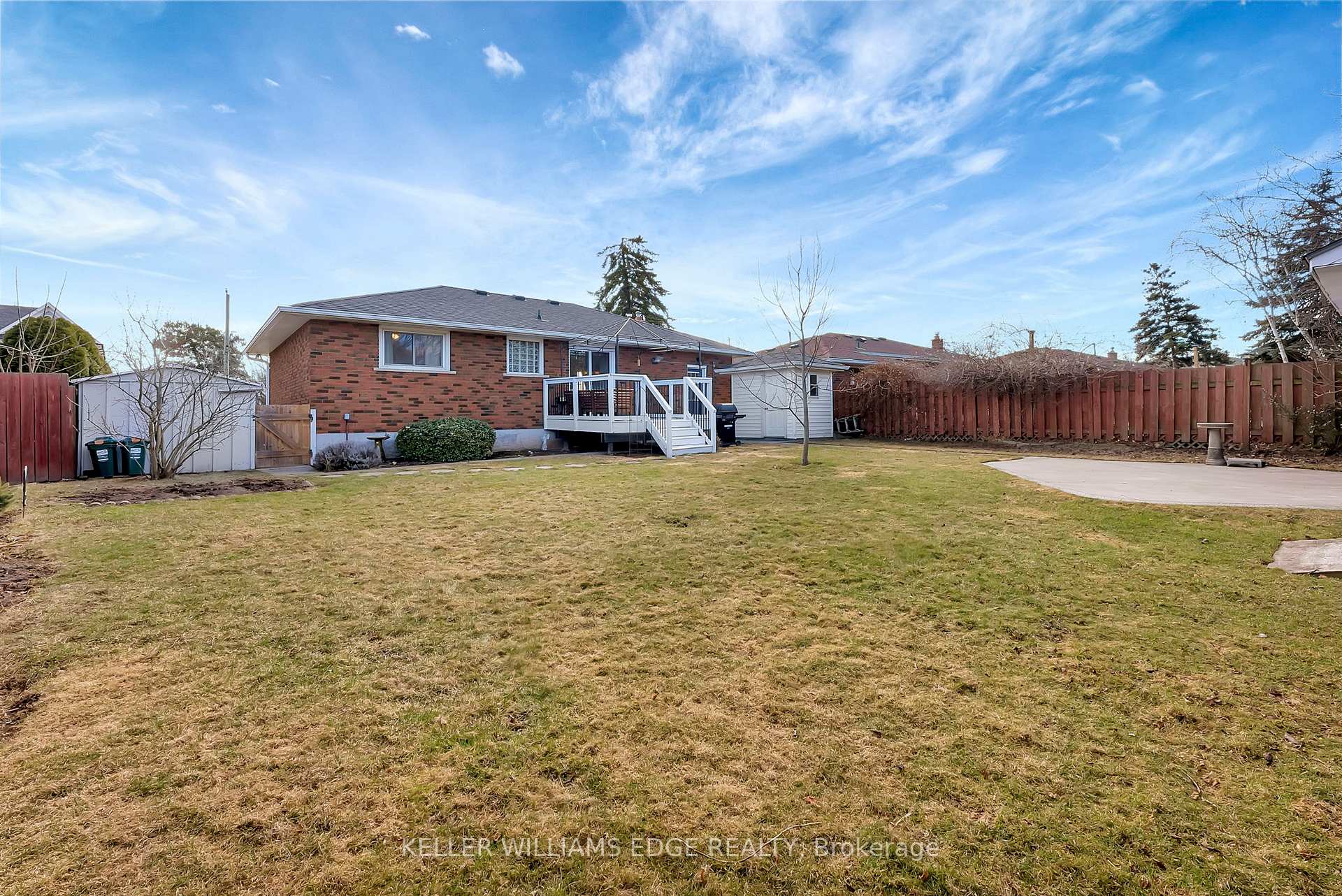 Photo 23 of 37 Woodsview Avenue, Grimsby, Grimsby Beach — HOMEH