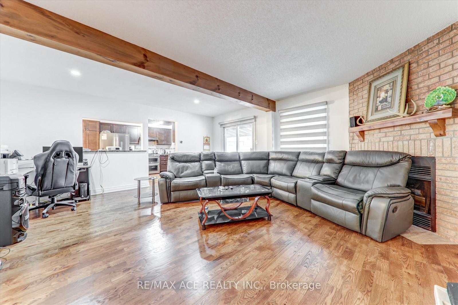 Photo 14 of 123 Sullivan Drive, Ajax, Central — HOMEH