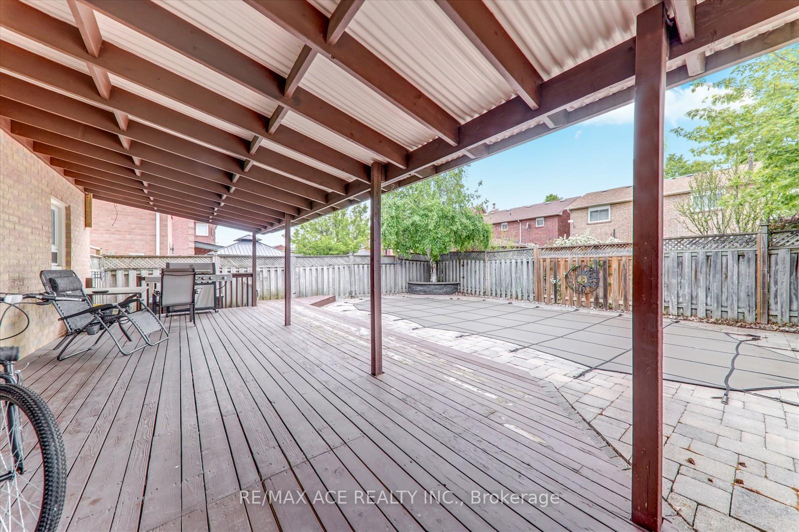 Photo 31 of 123 Sullivan Drive, Ajax, Central — HOMEH