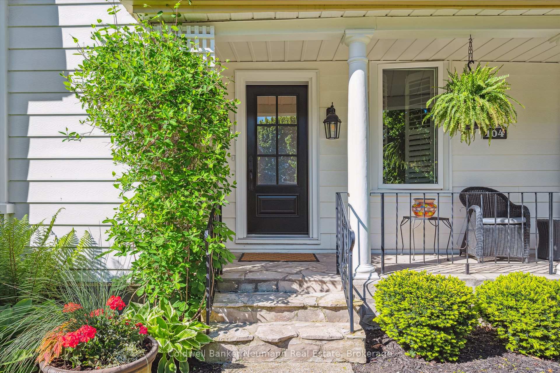 Photo 25 of 104 Stuart Street, Guelph, St. George's — HOMEH