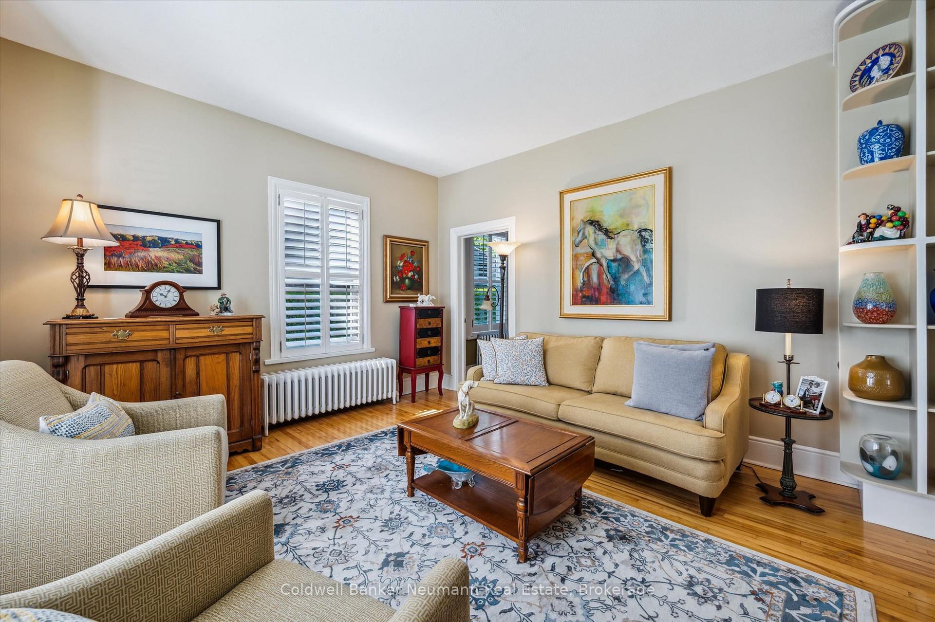 Photo 27 of 104 Stuart Street, Guelph, St. George's — HOMEH