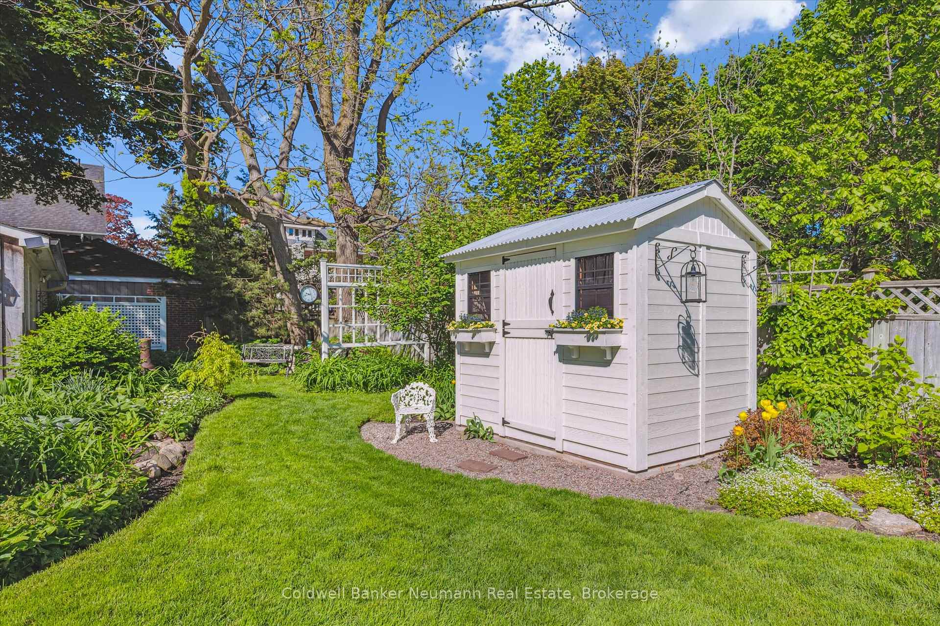 Photo 51 of 104 Stuart Street, Guelph, St. George's — HOMEH