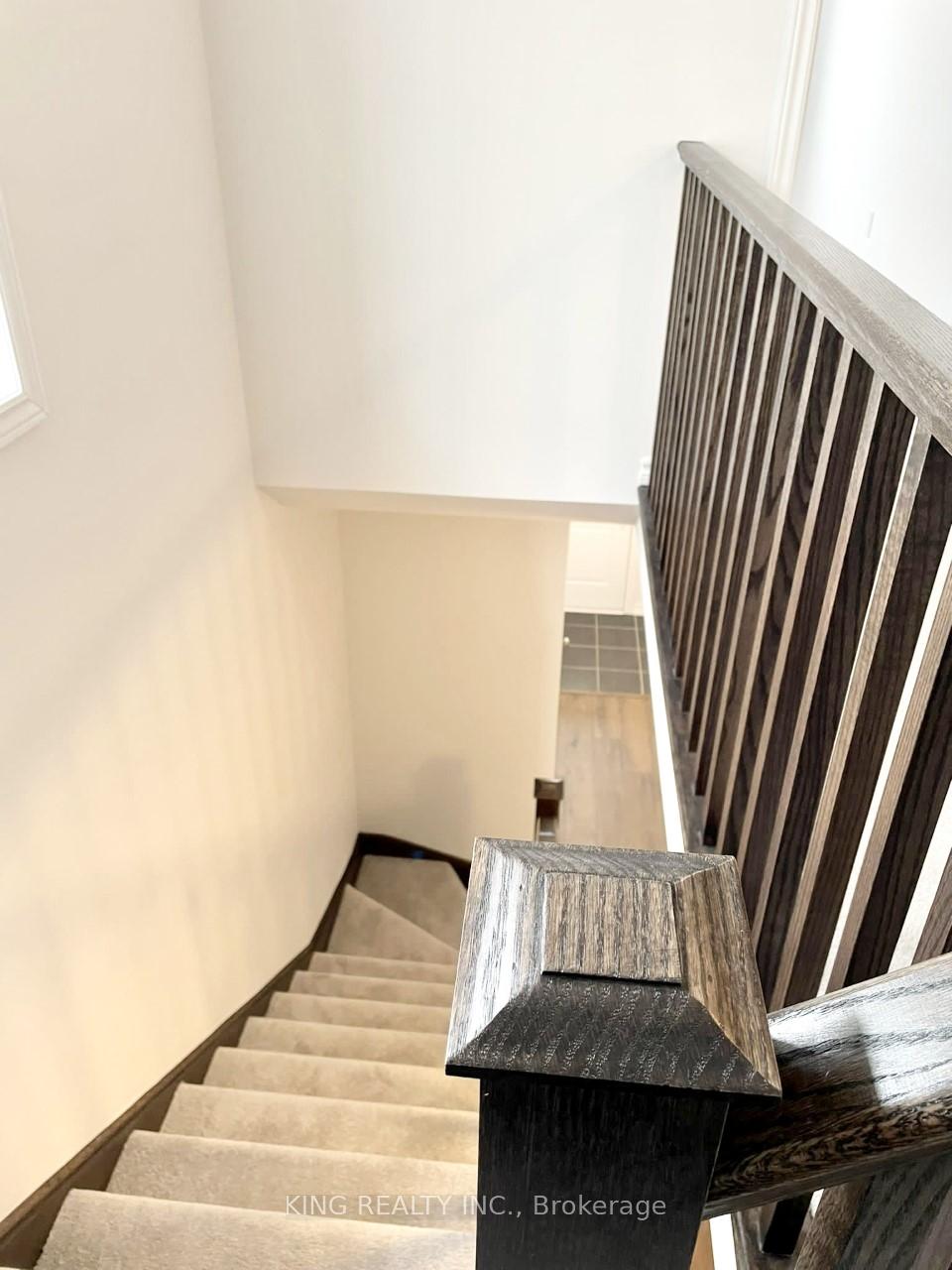 Photo 23 of 31 Elsegood Drive, Guelph, Kortright East — HOMEH