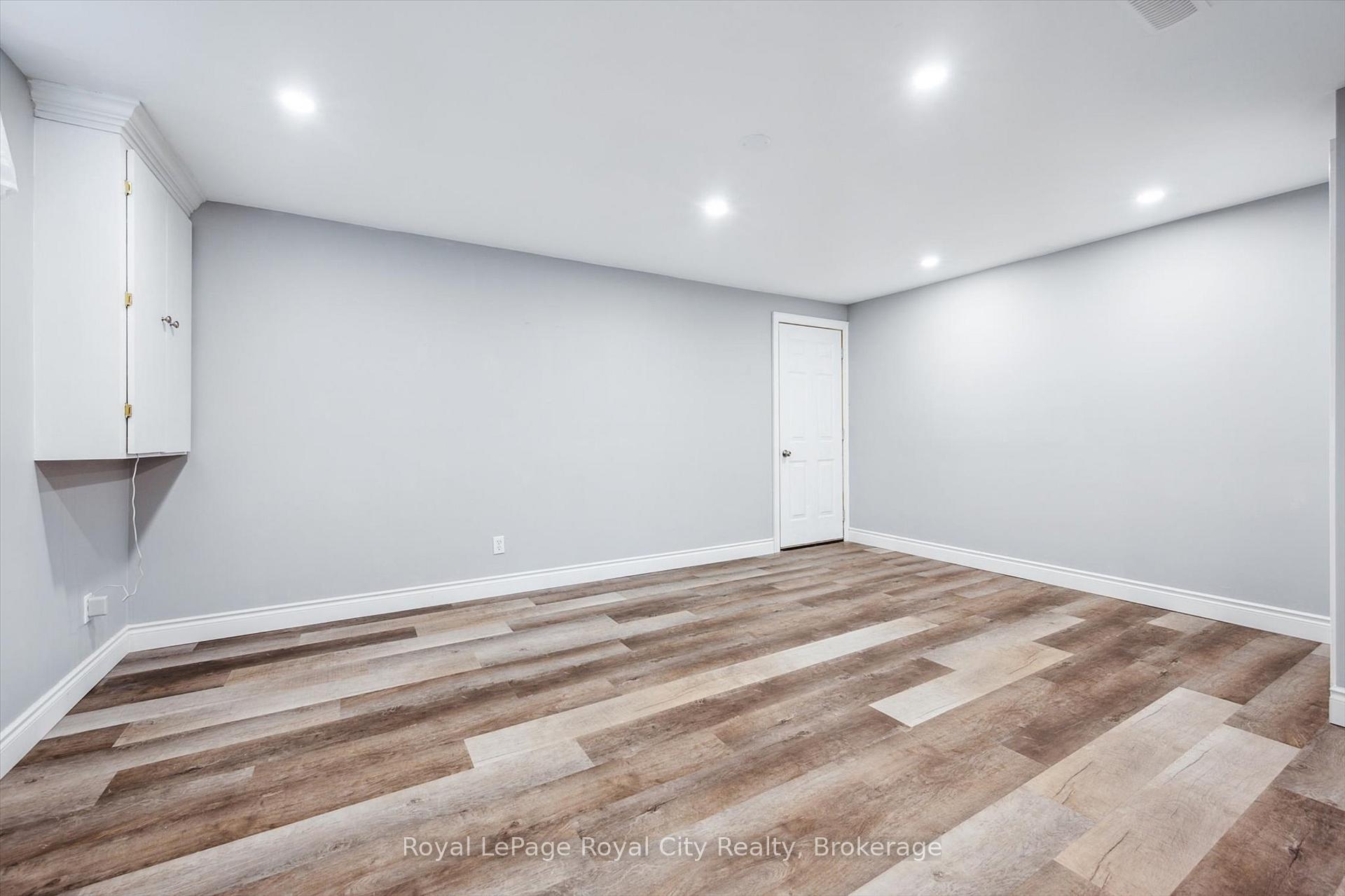 Photo 24 of 138 Pheasant Run Drive, Guelph, Kortright Hills — HOMEH