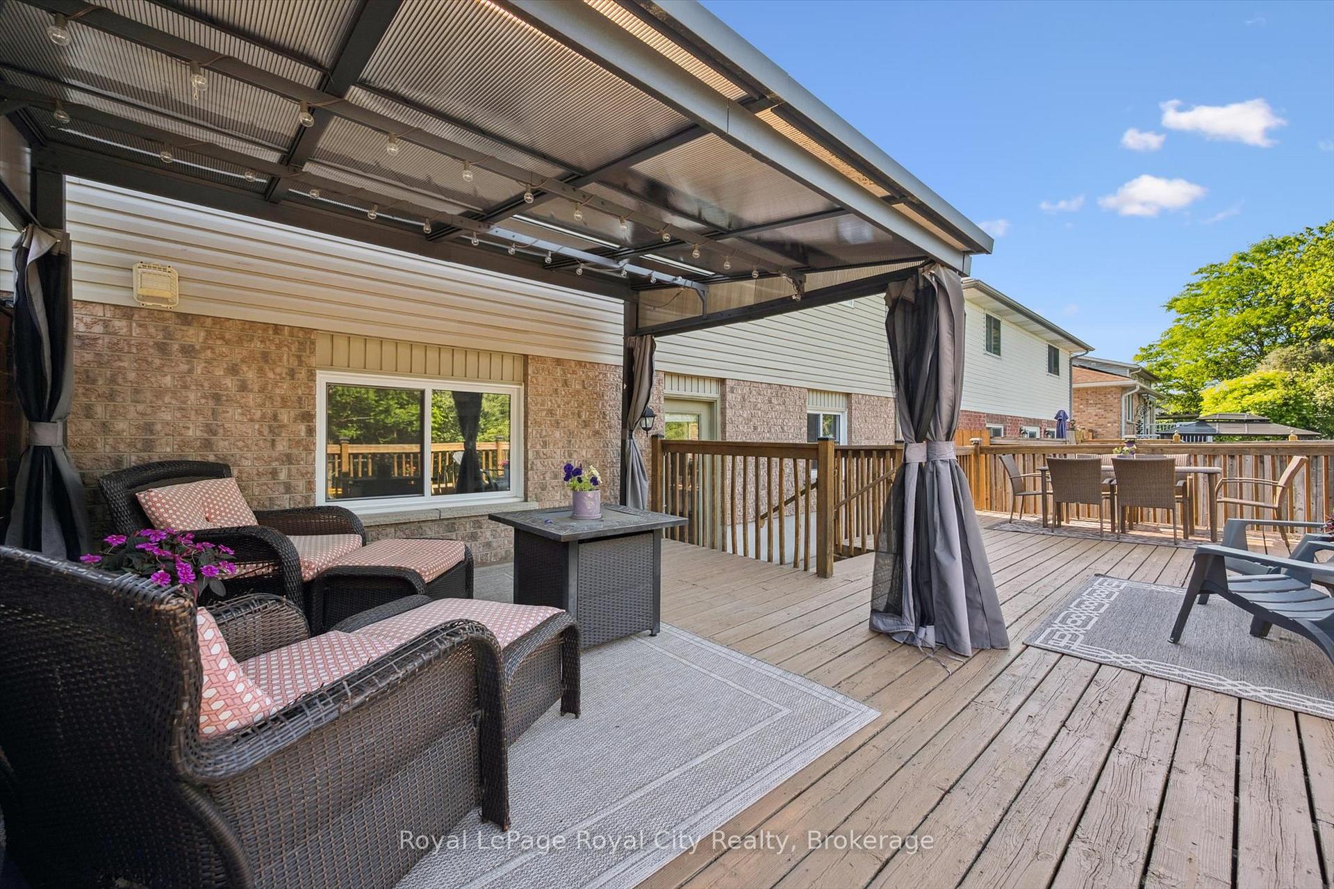 Photo 34 of 138 Pheasant Run Drive, Guelph, Kortright Hills — HOMEH
