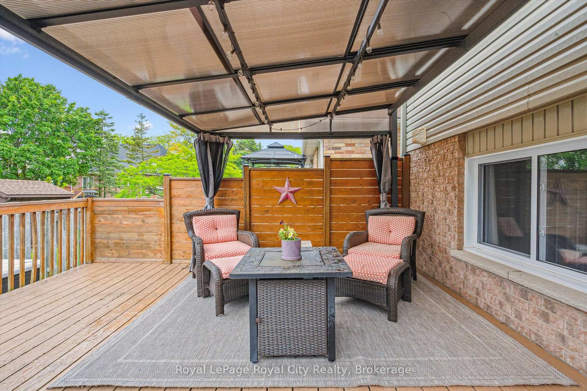 Photo 35 of 138 Pheasant Run Drive, Guelph, Kortright Hills — HOMEH