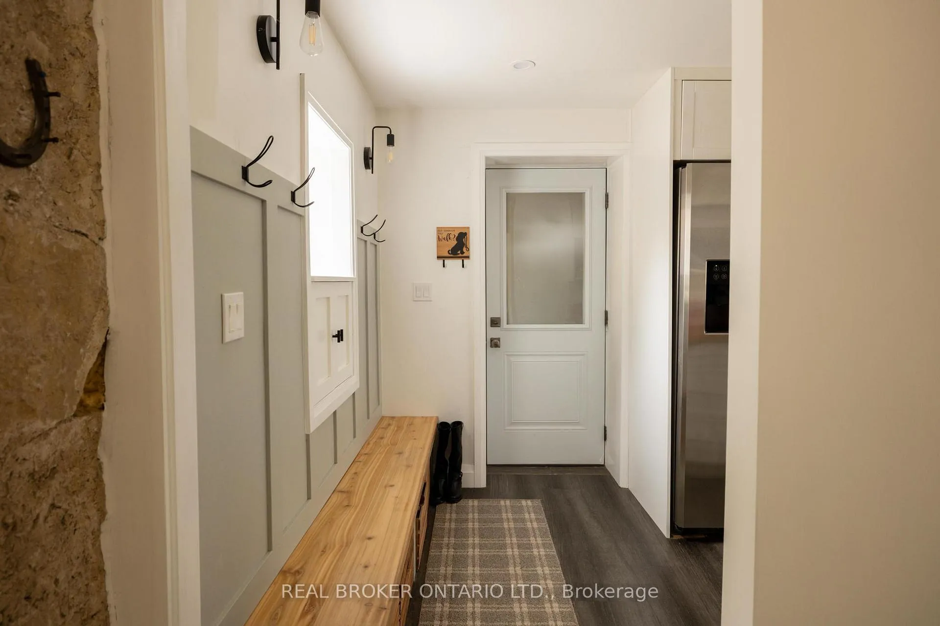 Photo 6 of 145 Garafraxa Street E, Centre Wellington, Fergus — HOMEH