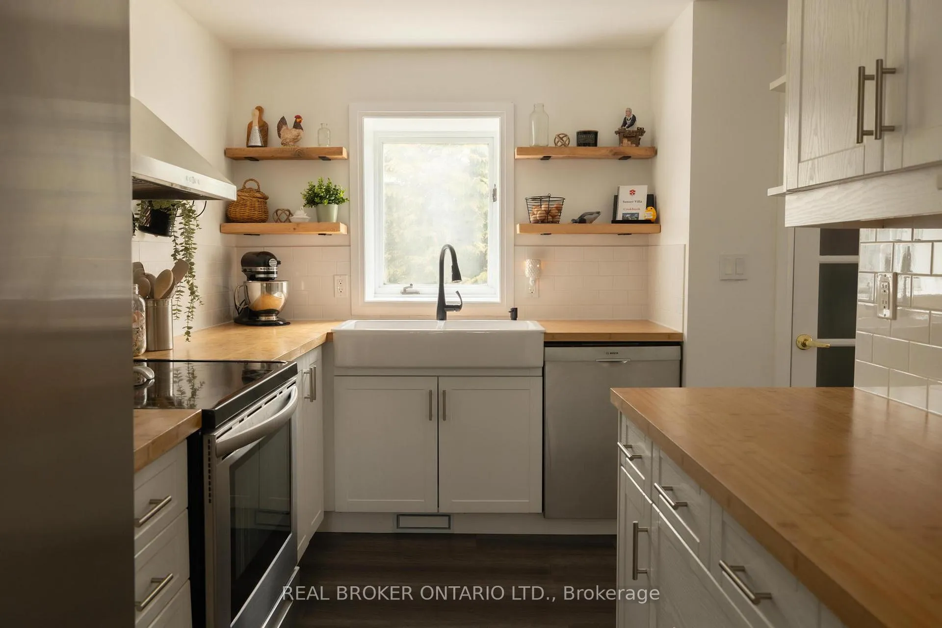 Photo 13 of 145 Garafraxa Street E, Centre Wellington, Fergus — HOMEH