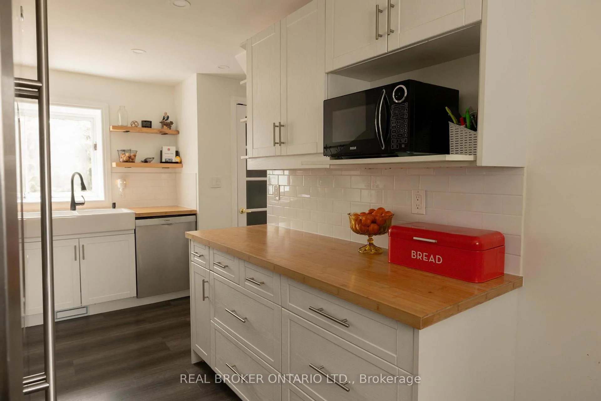 Photo 16 of 145 Garafraxa Street E, Centre Wellington, Fergus — HOMEH