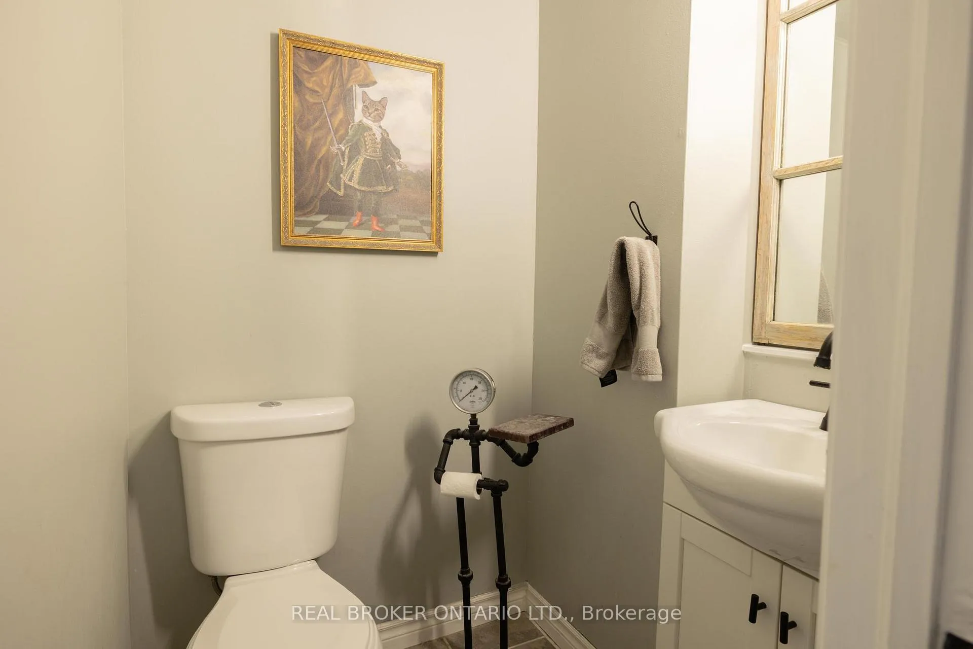 Photo 18 of 145 Garafraxa Street E, Centre Wellington, Fergus — HOMEH