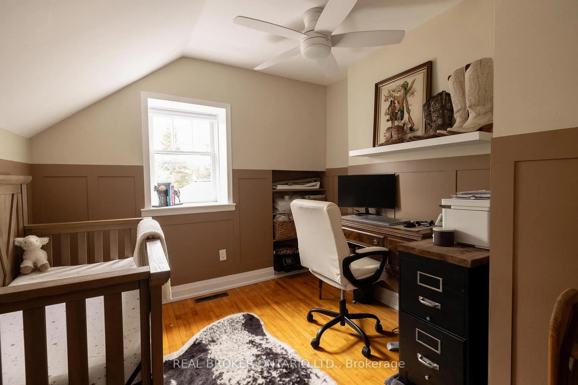 Photo 24 of 145 Garafraxa Street E, Centre Wellington, Fergus — HOMEH