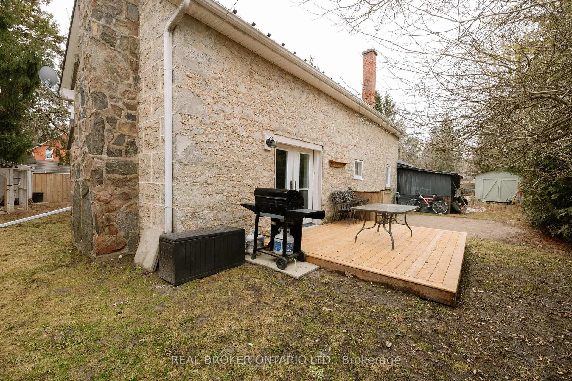 Photo 34 of 145 Garafraxa Street E, Centre Wellington, Fergus — HOMEH
