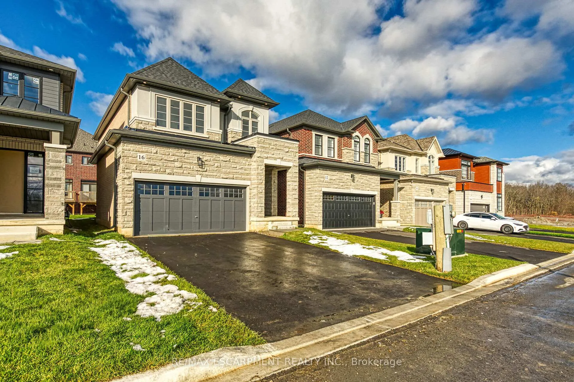 Photo 2 of 16 Sagewood Drive, Hamilton, Sheldon — HOMEH