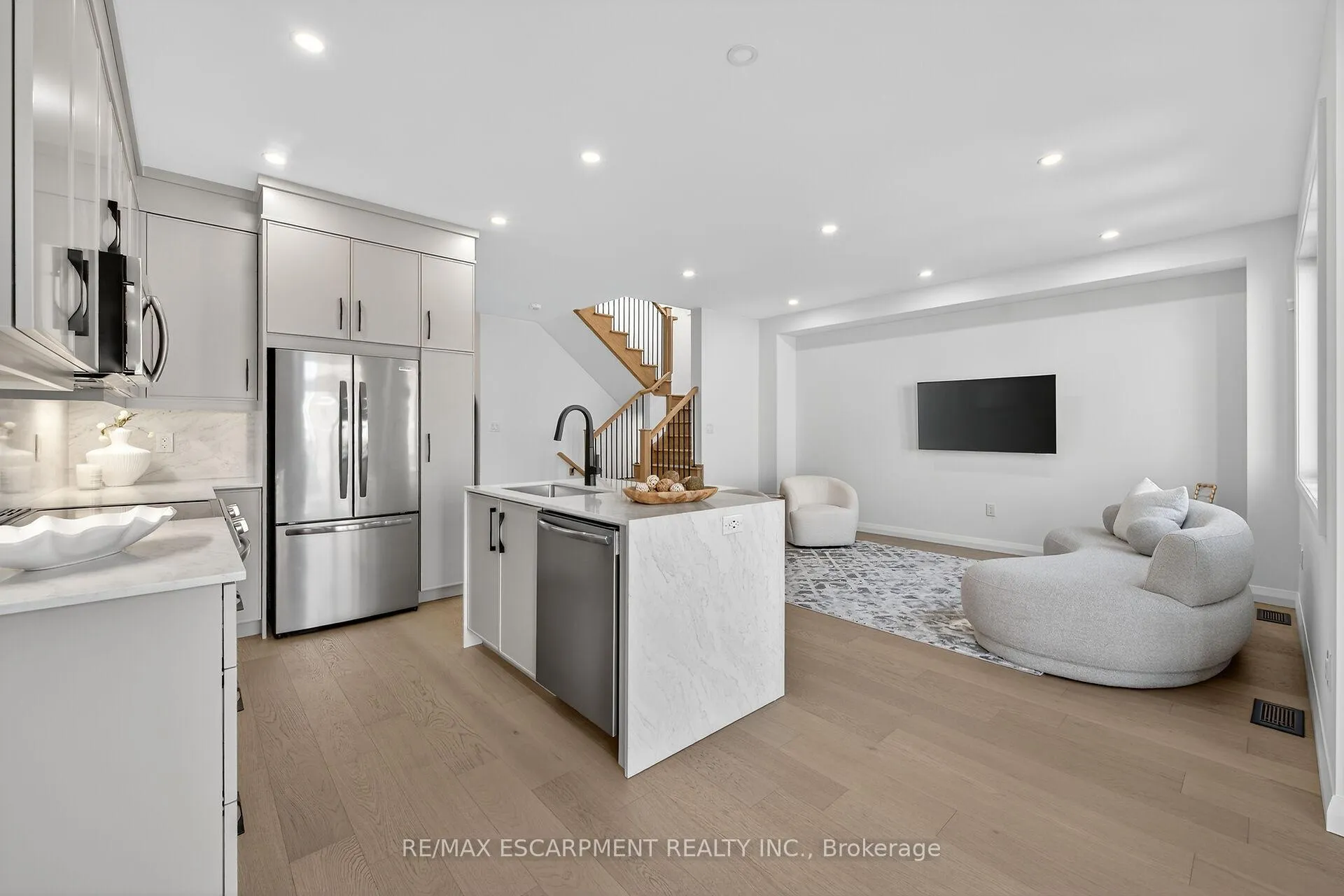 Photo 15 of 16 Sagewood Drive, Hamilton, Sheldon — HOMEH