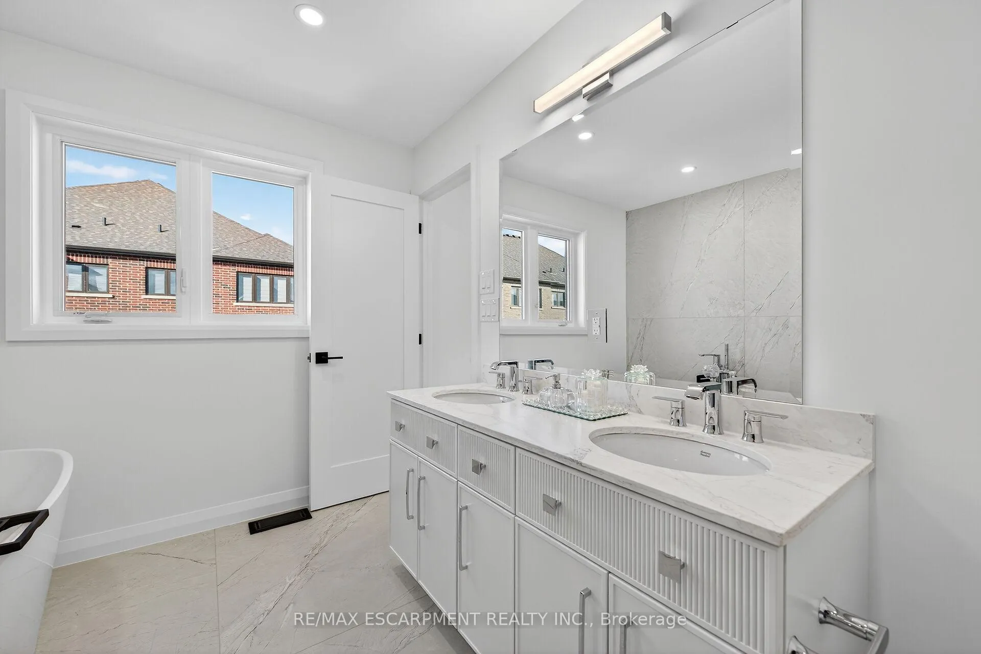 Photo 37 of 16 Sagewood Drive, Hamilton, Sheldon — HOMEH