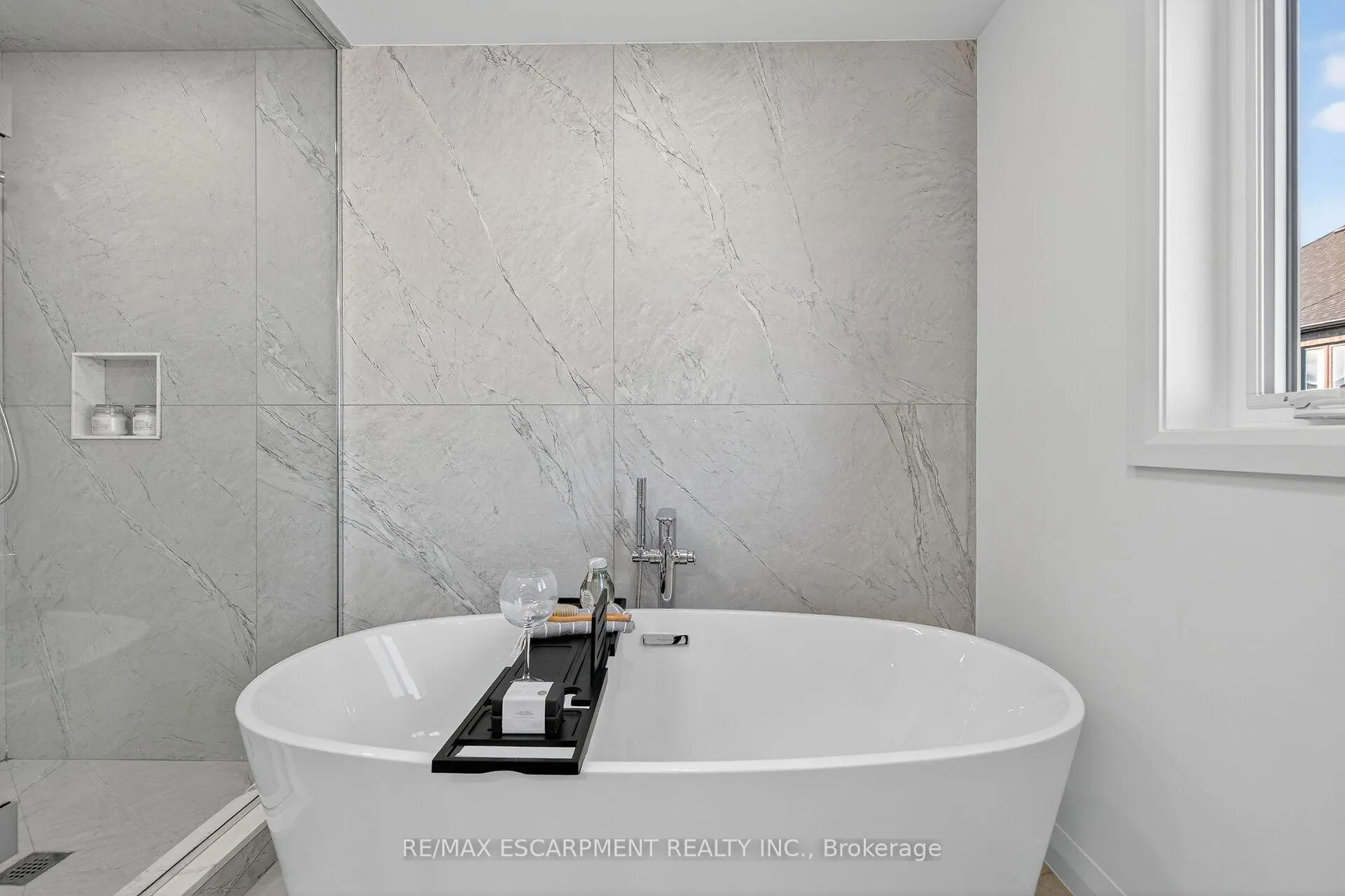 Photo 38 of 16 Sagewood Drive, Hamilton, Sheldon — HOMEH