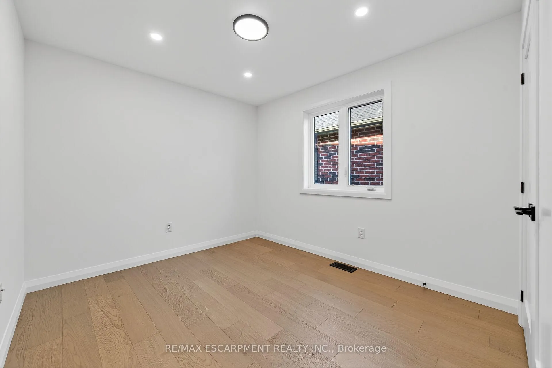 Photo 39 of 16 Sagewood Drive, Hamilton, Sheldon — HOMEH