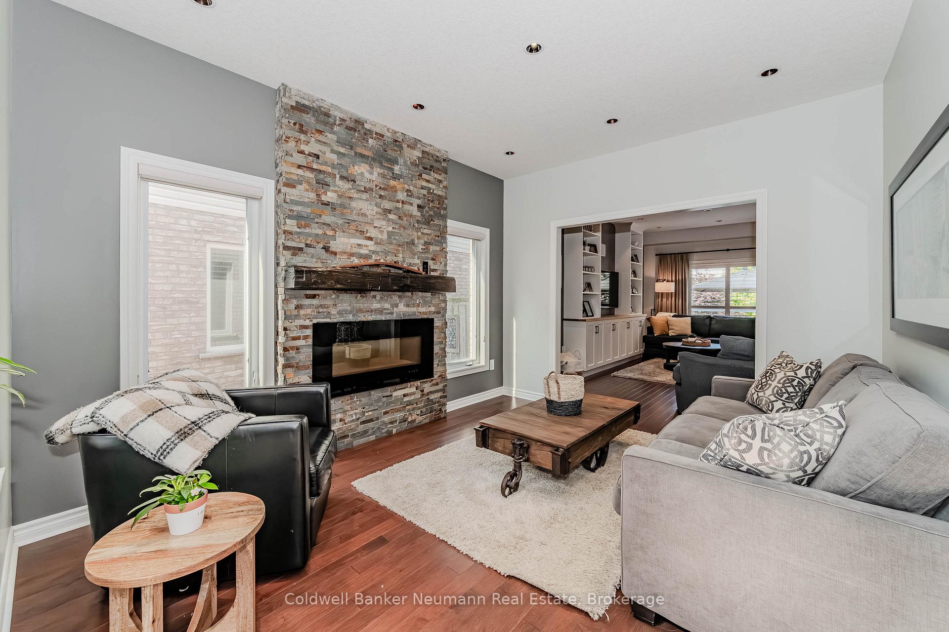 Photo 5 of 44 Hall Avenue, Guelph, Pineridge/Westminster Woods — HOMEH