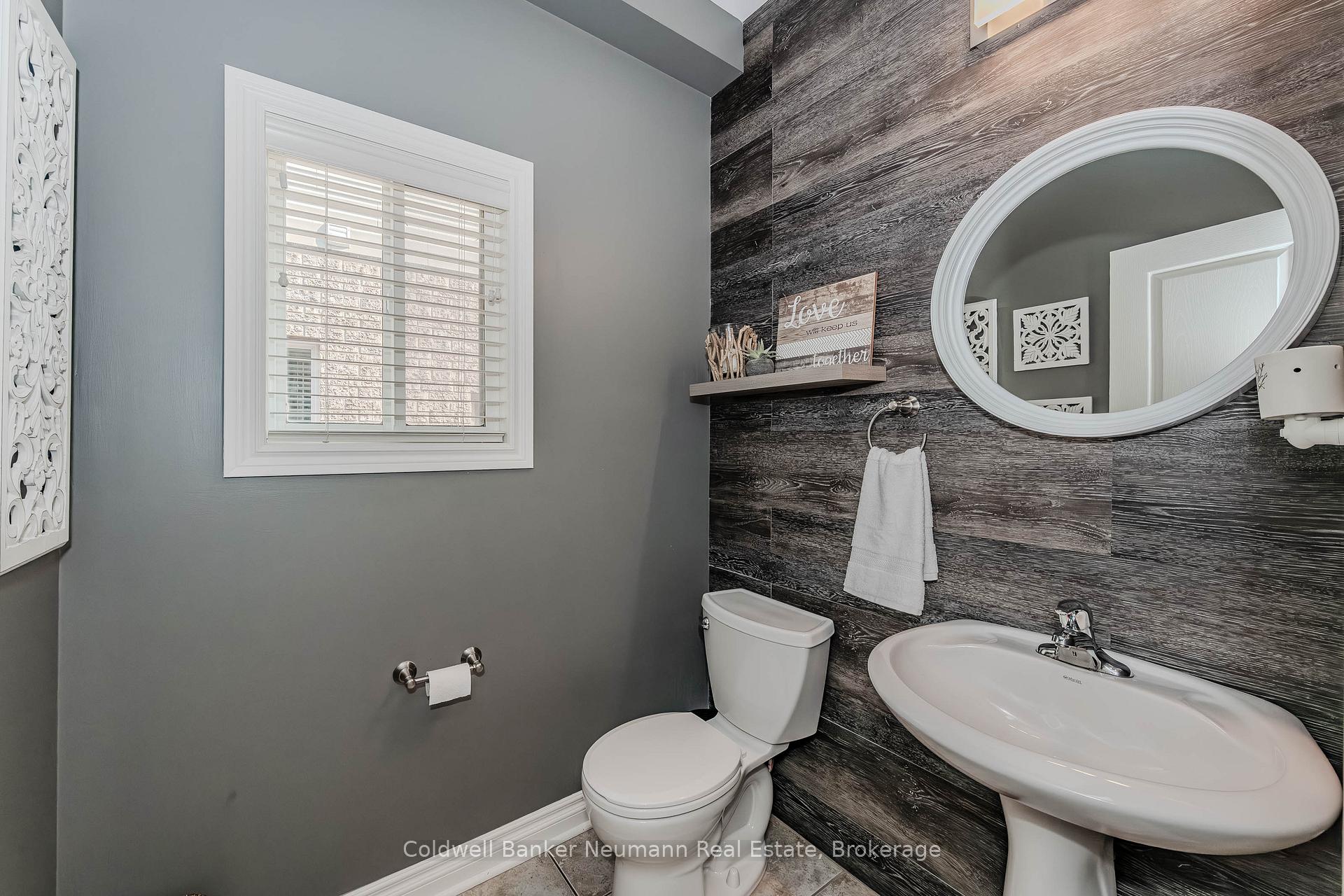 Photo 17 of 44 Hall Avenue, Guelph, Pineridge/Westminster Woods — HOMEH