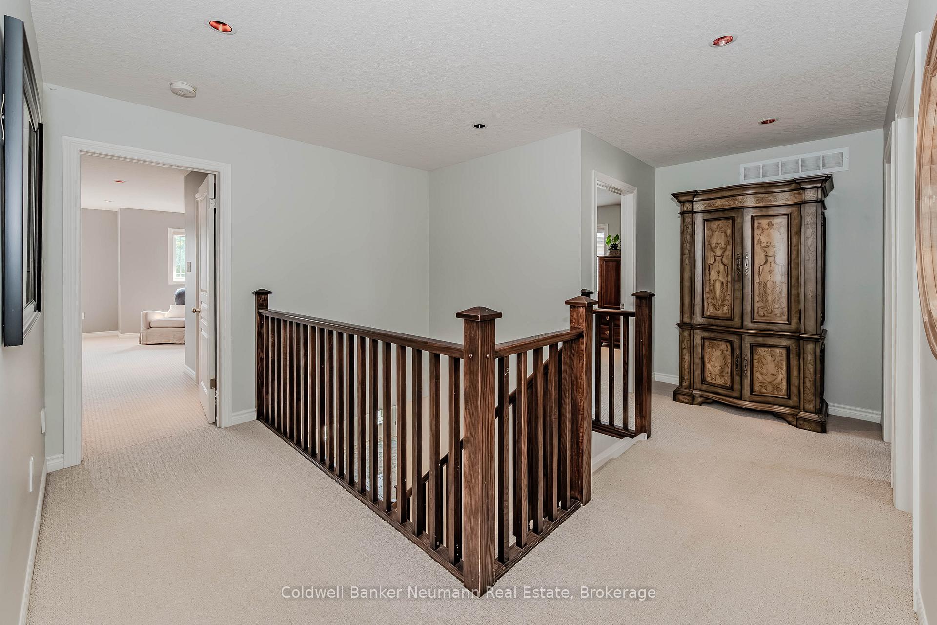 Photo 19 of 44 Hall Avenue, Guelph, Pineridge/Westminster Woods — HOMEH