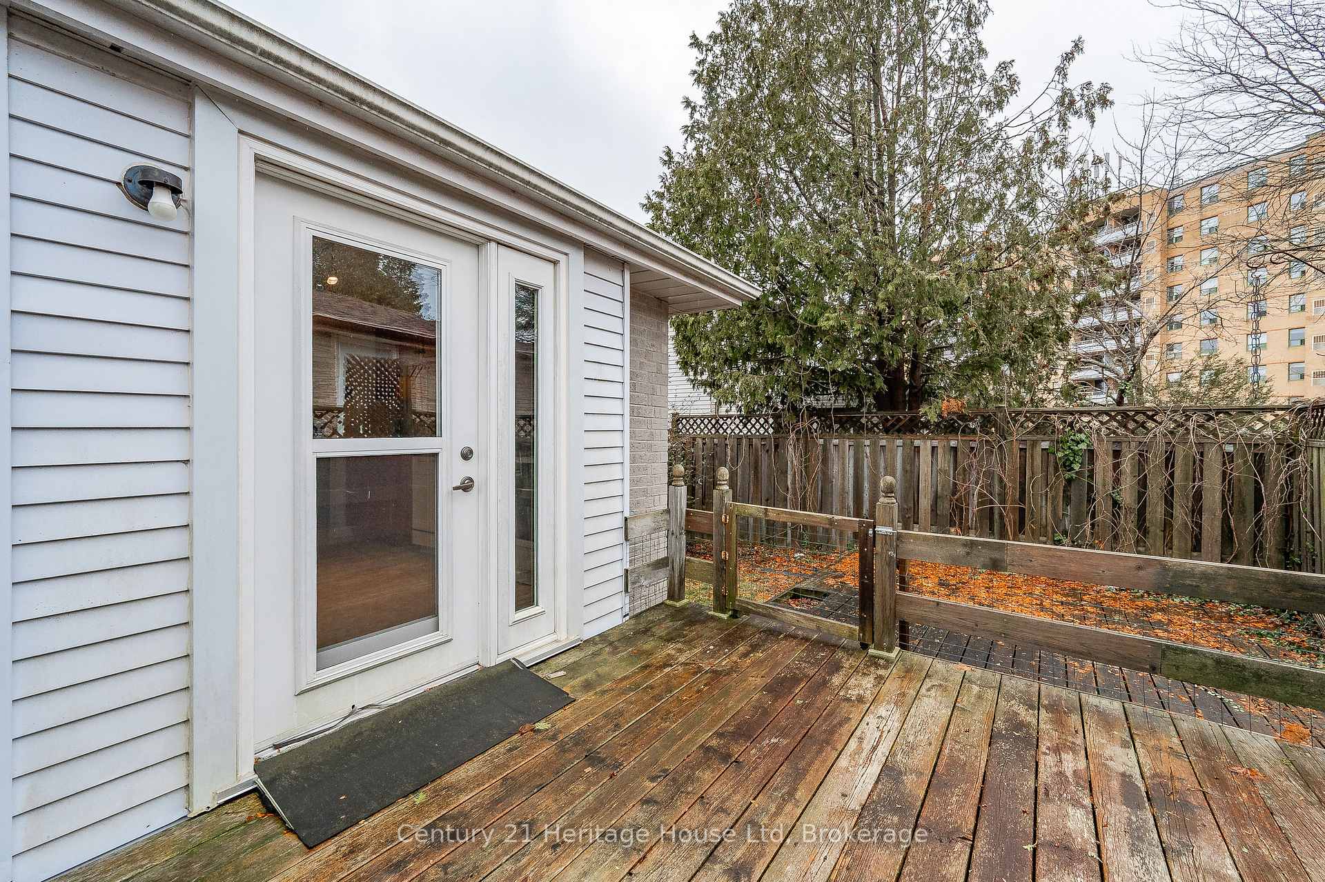 Photo 34 of 1 Christopher Court, Guelph, Kortright West — HOMEH
