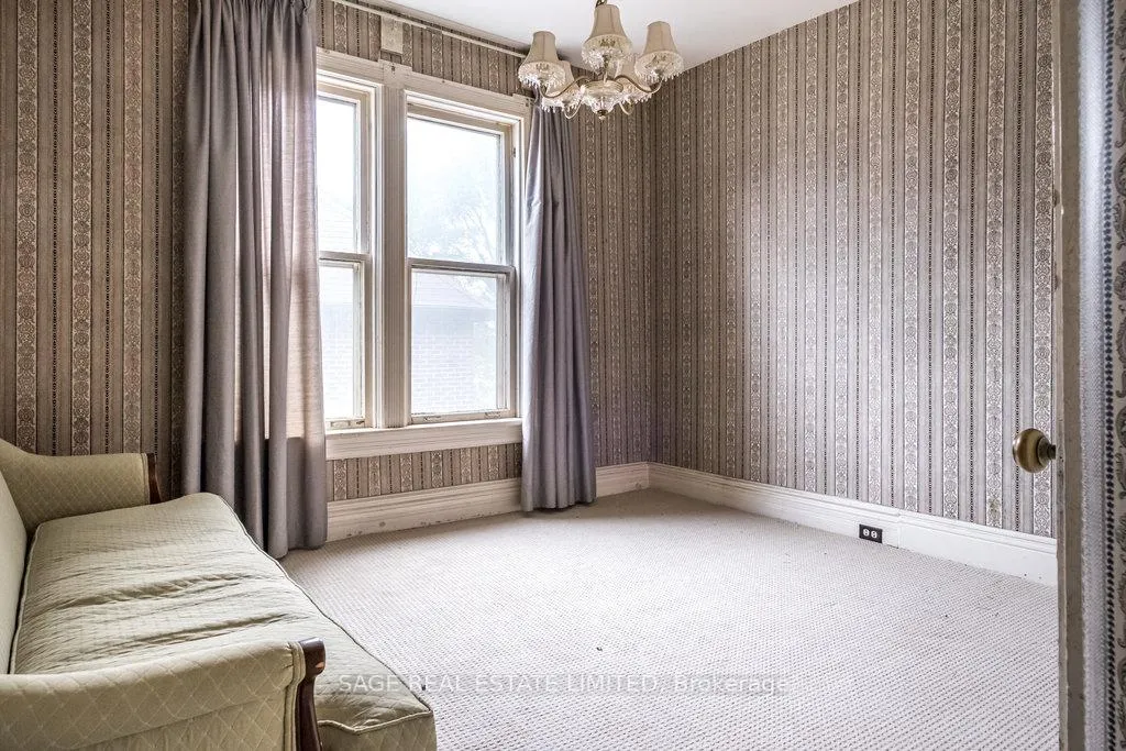 Photo 22 of 95-97 Fairholt Road S, Hamilton, Stipley — HOMEH