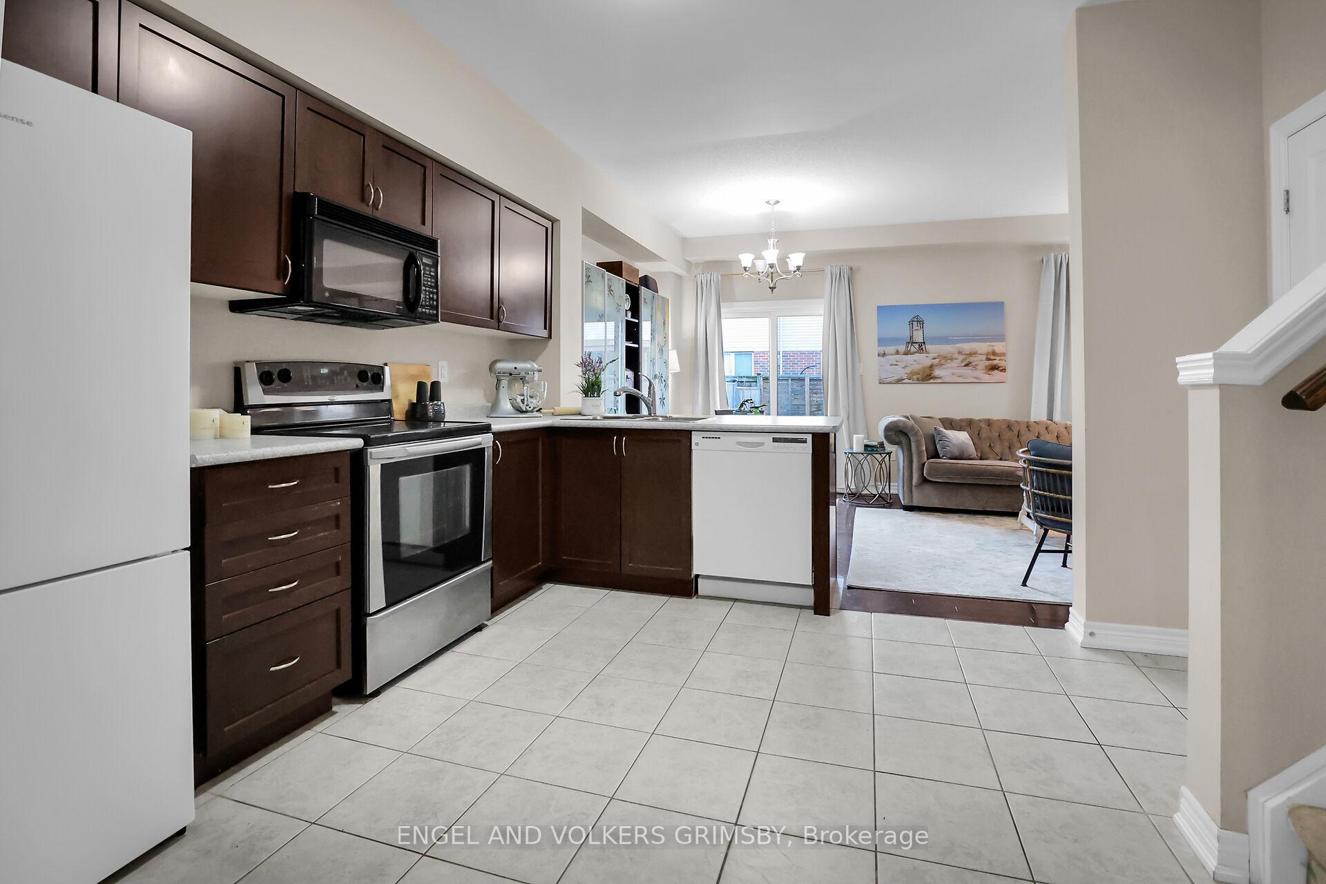 Photo 7 of Unit 51, 541 Winston Road, Grimsby, Grimsby Beach — HOMEH